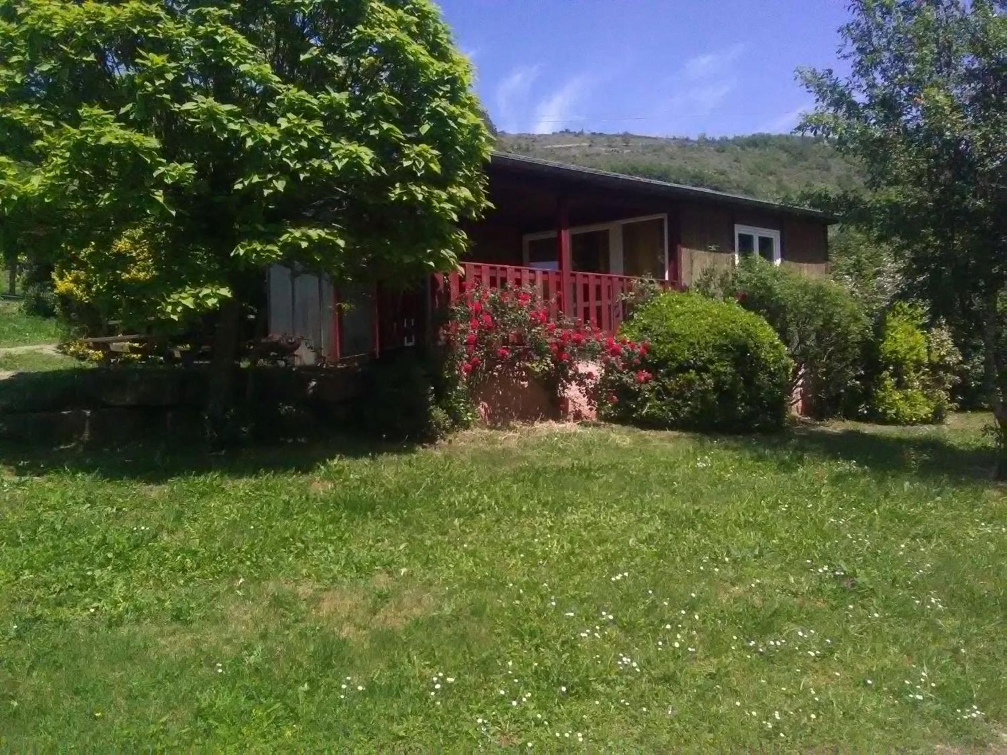 La Fregiere Chalets Clairvaux-d'Aveyron المظهر الخارجي الصورة